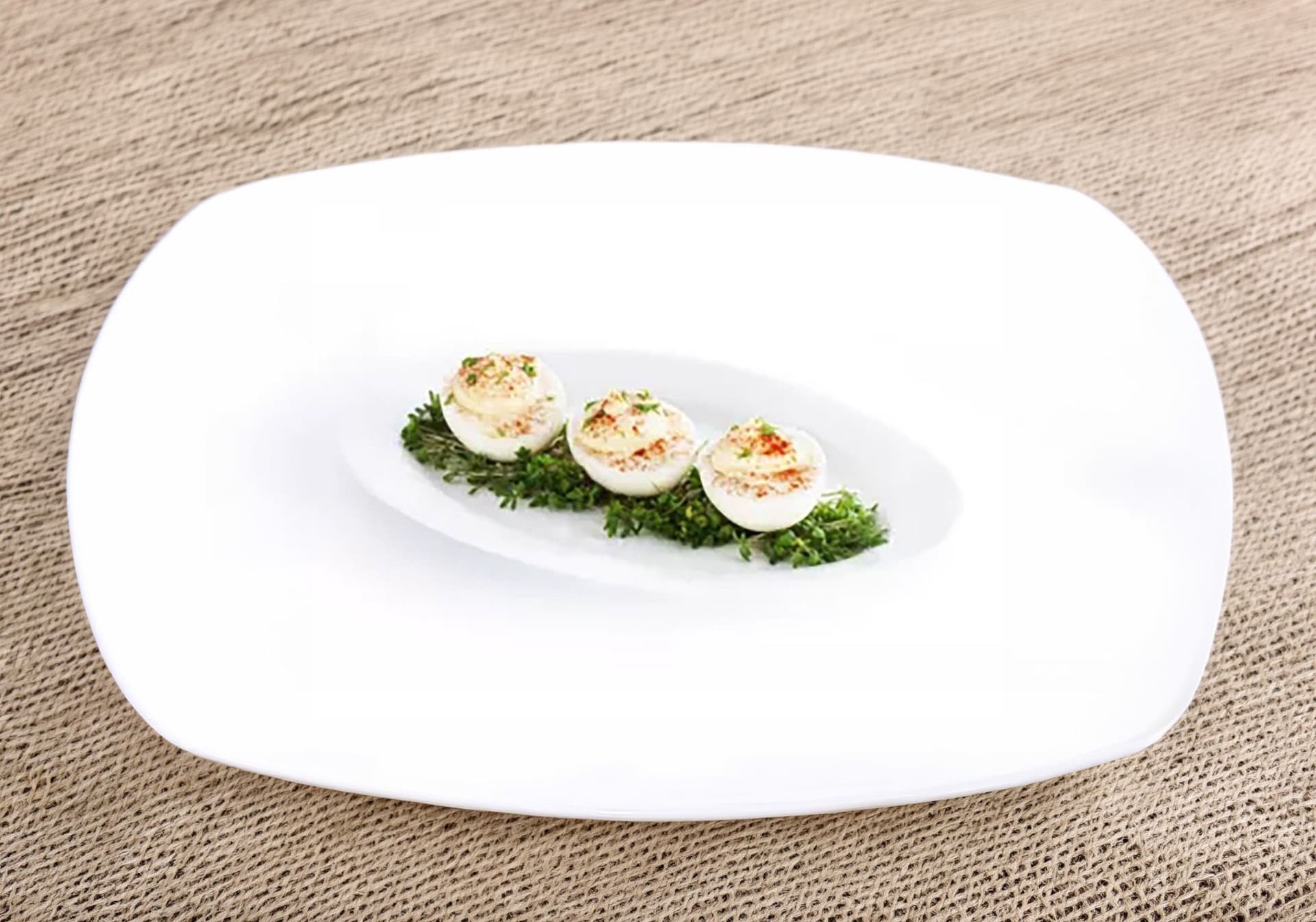 Plněná divoká vejce.jpg