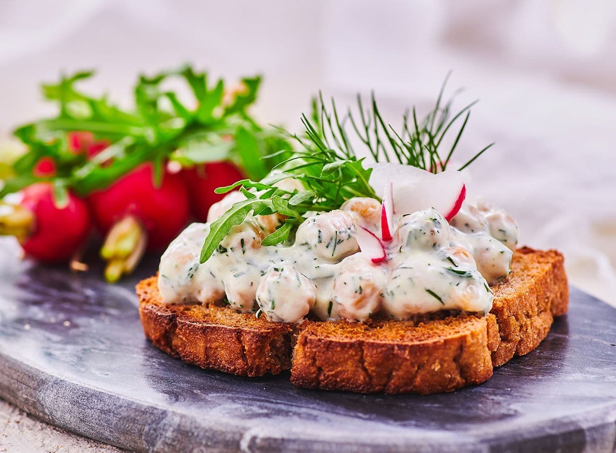 cizrnovy salat_1245x915.jpg